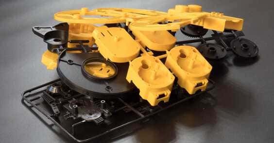 What is an injection mold slider？