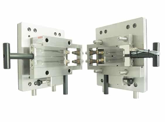 How to change an injection mold?