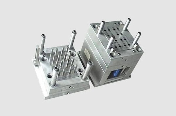 What Is an Injection Mold Gate System?