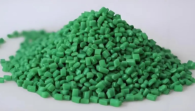 Polycarbonate PC material pellets for UL94 V-0 rated injection molding